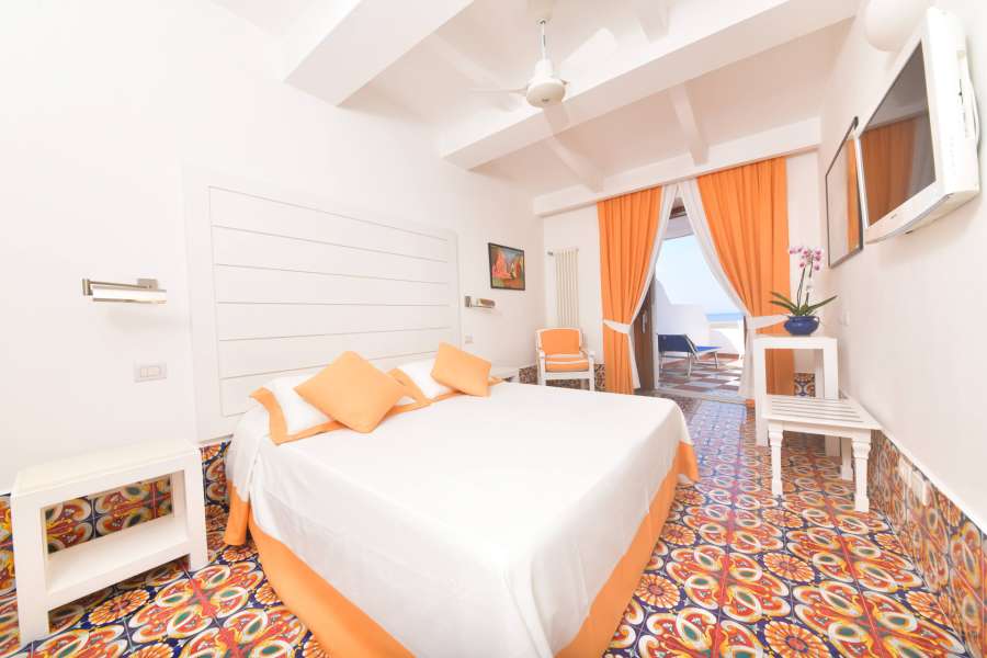 Deluxe Double Room Deluxe Double Room